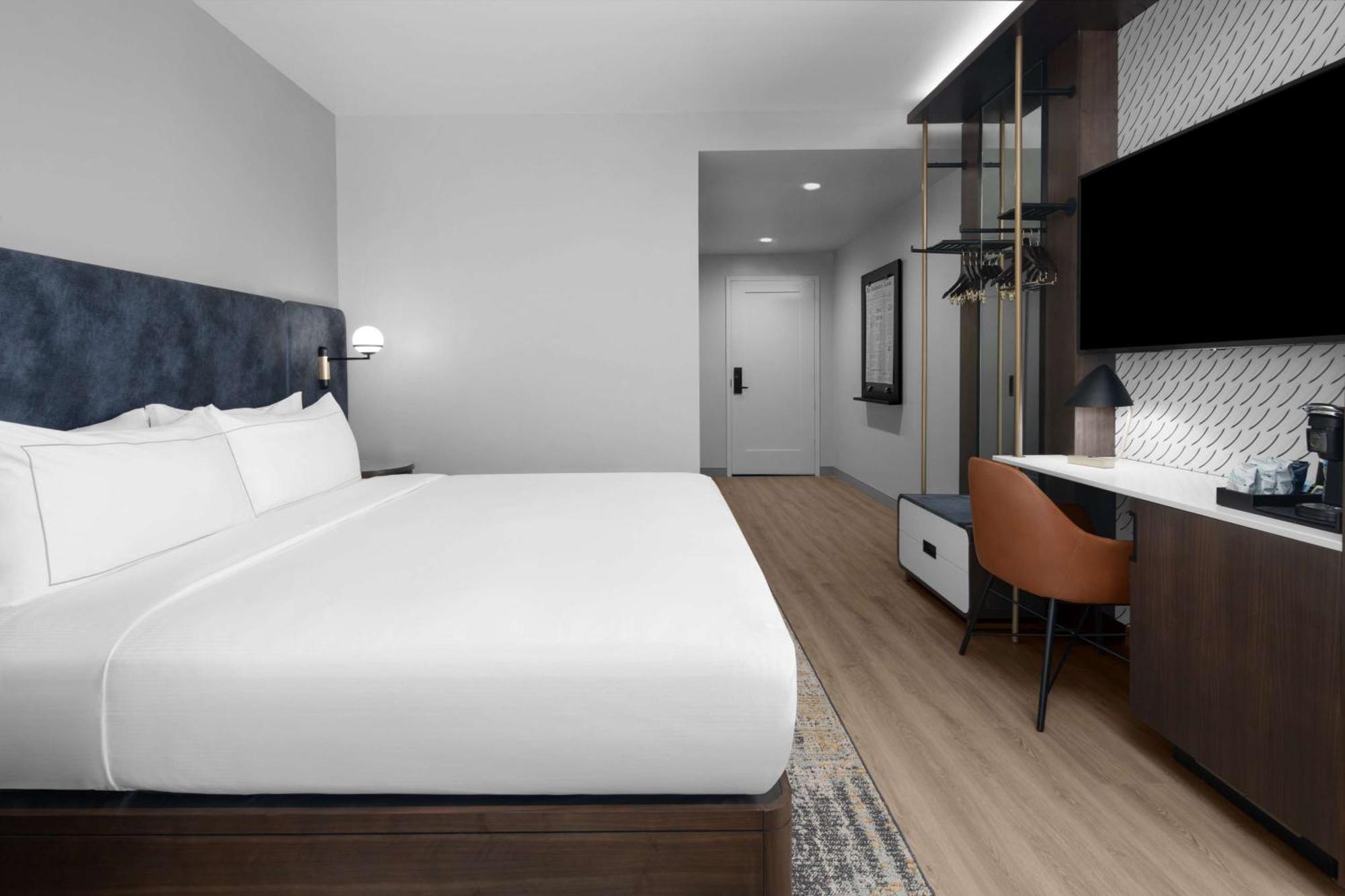 Hotel West & Main Conshohocken, Tapestry Collection Hilton 외부 사진
