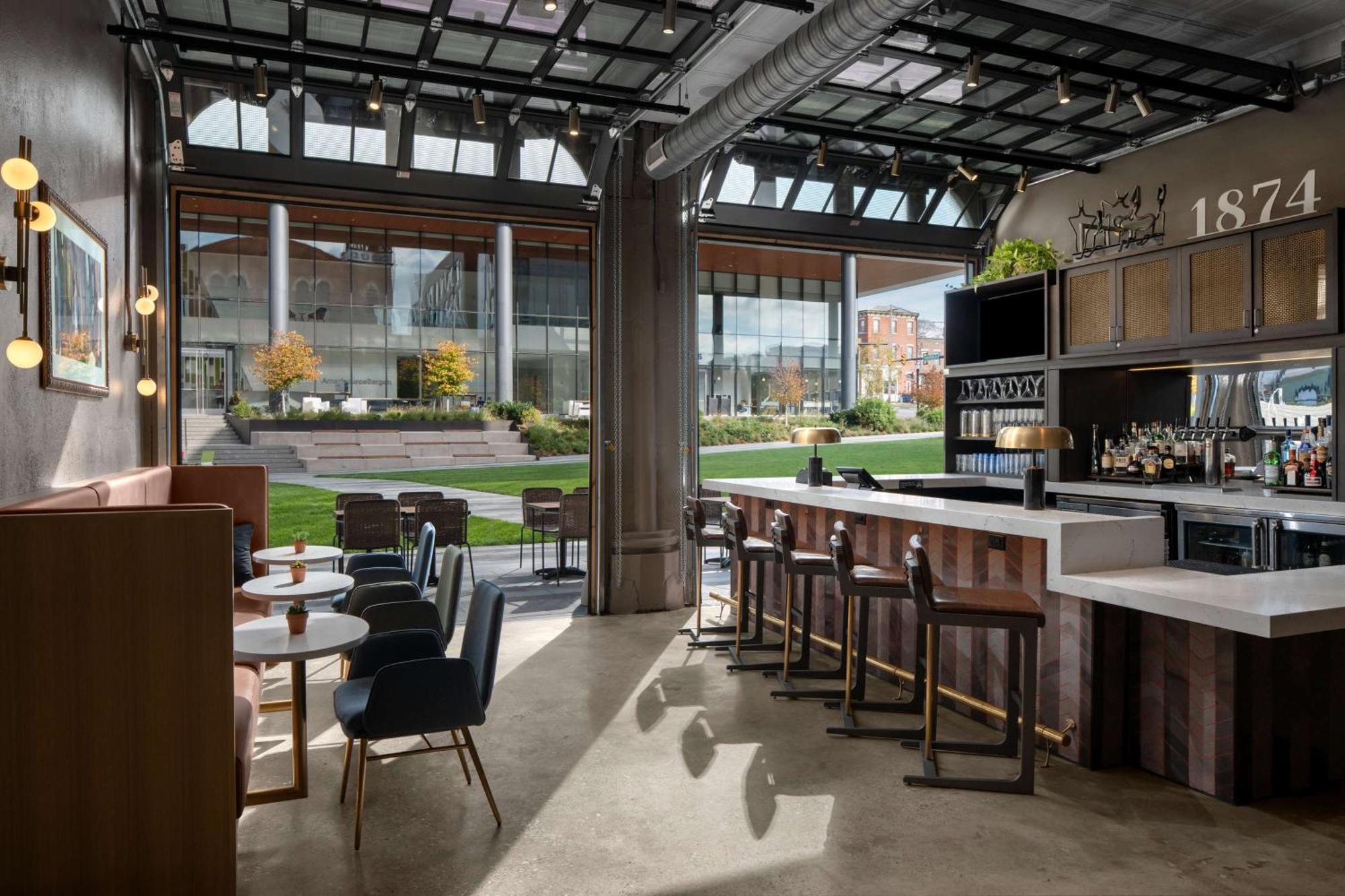 Hotel West & Main Conshohocken, Tapestry Collection Hilton 외부 사진