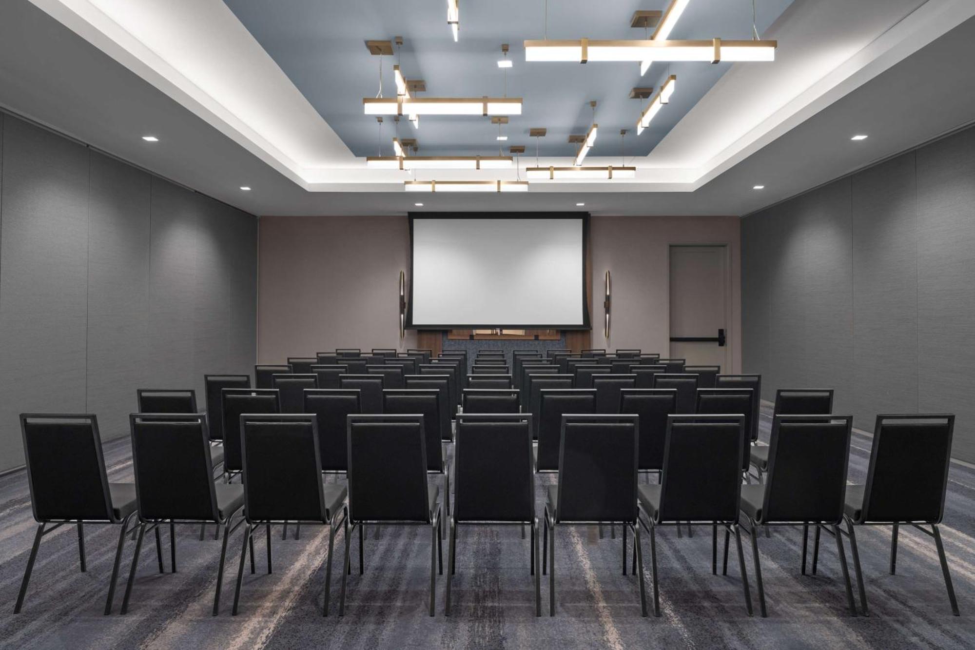 Hotel West & Main Conshohocken, Tapestry Collection Hilton 외부 사진