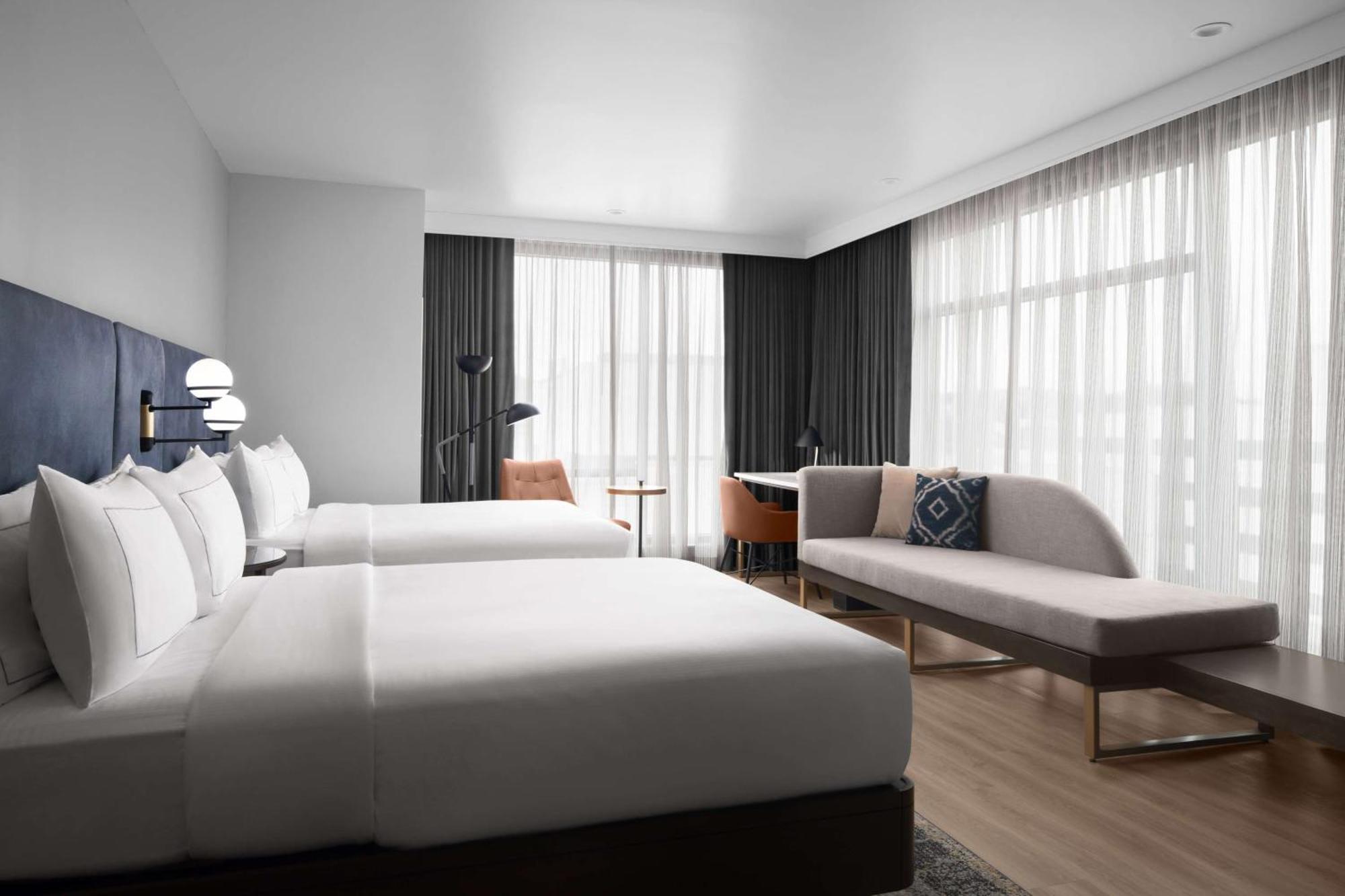 Hotel West & Main Conshohocken, Tapestry Collection Hilton 외부 사진